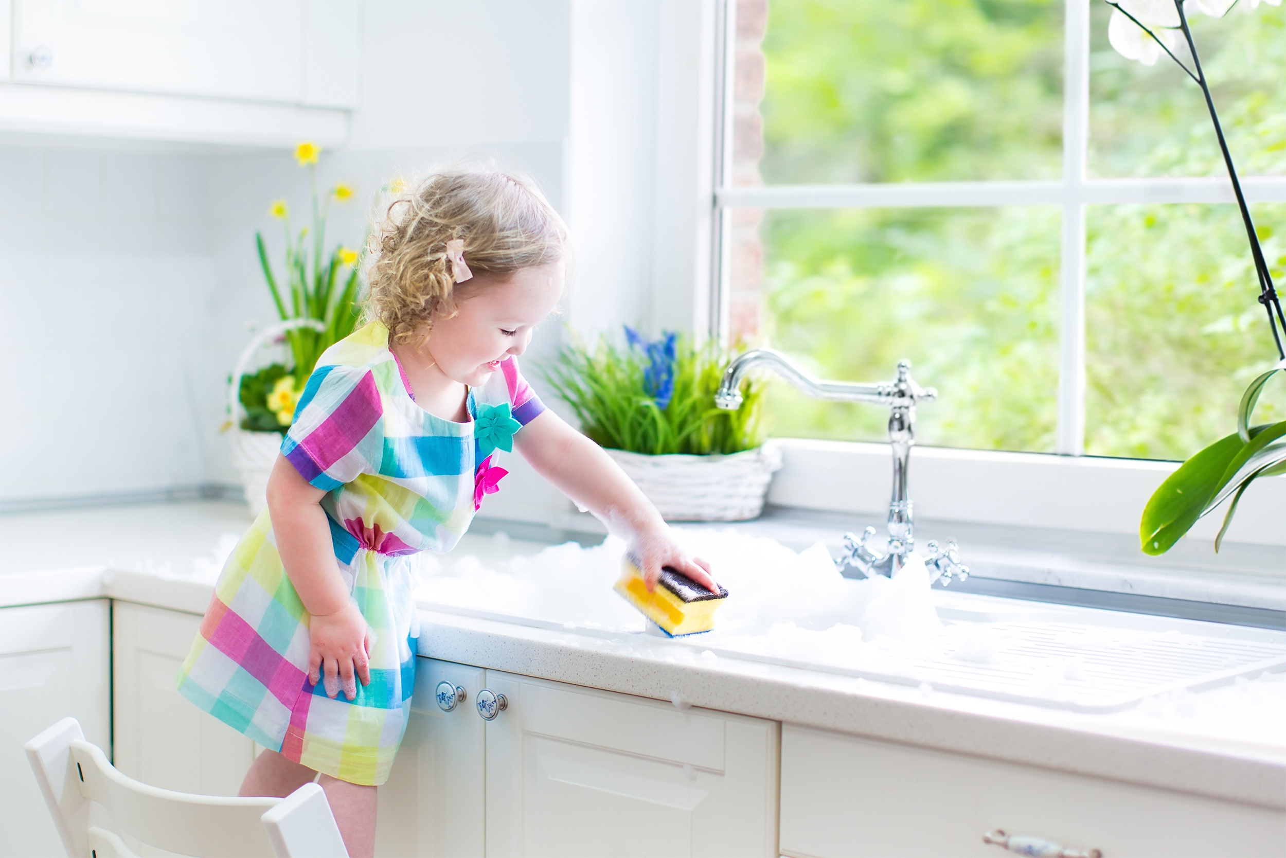 Deep Cleaning Home - Toddler cleaning kitchen